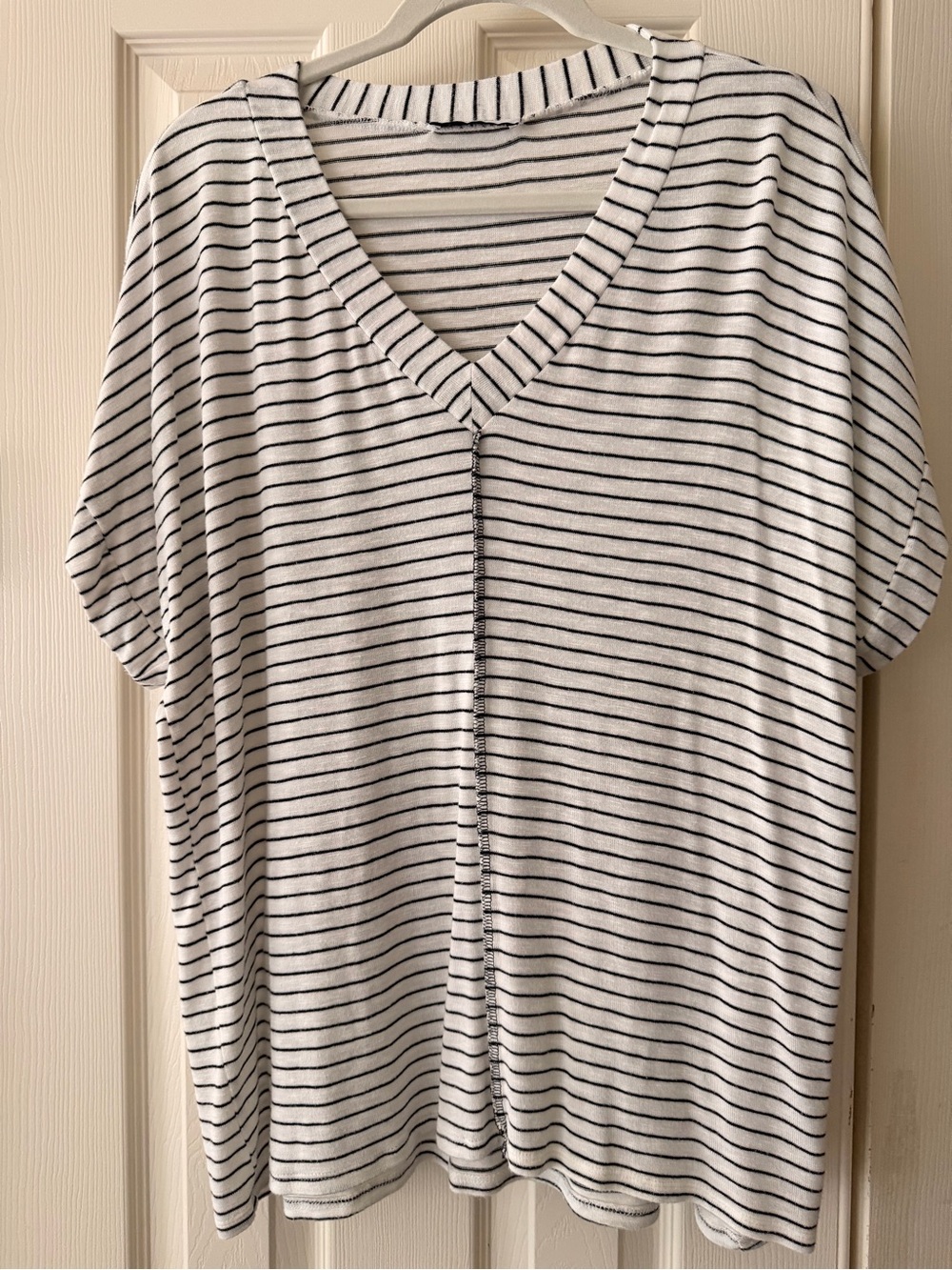 V-neck tee shirt cream and black striped
